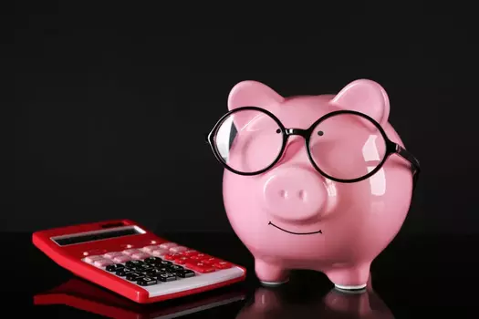 10 Easy Ways to Save Money on Household Bills